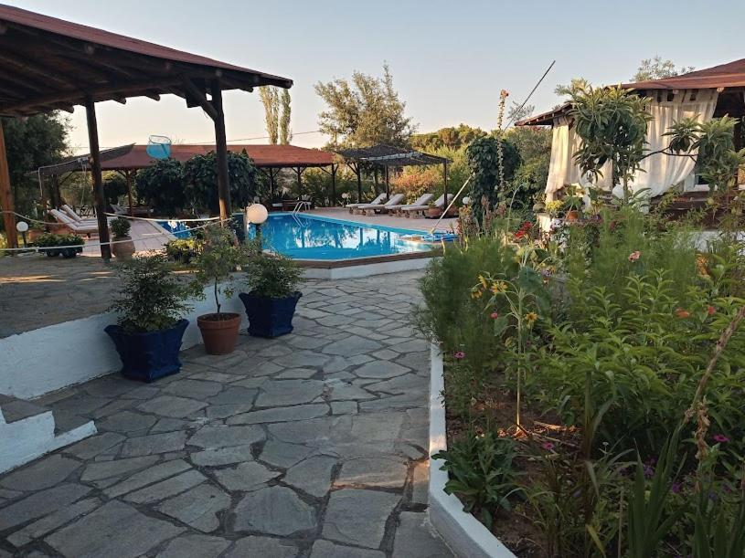 Kissos Apartments Vourvourou Zewnętrze zdjęcie